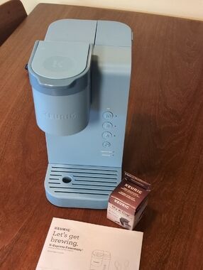 Keurig K-Express Essentials Coffee Maker in Light Blue